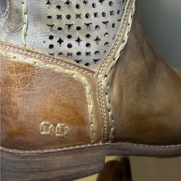 Bed Stu Chesire back lace mid calf boots. - Picture 6 of 8